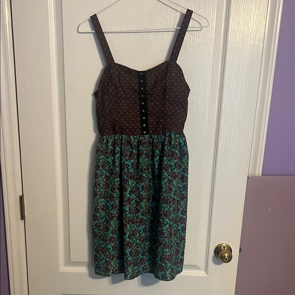 Dress with pockets